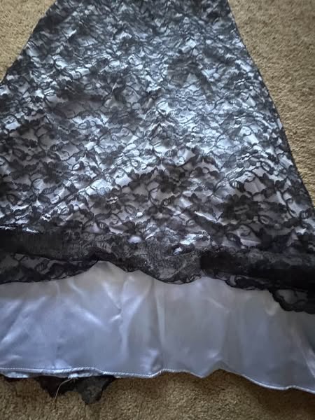BLUE/BLACK LACE DRESS SIZE SMALL