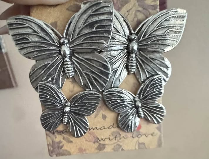 SILVER DOUBLE BUTTERFLY POST BACK EARRINGS