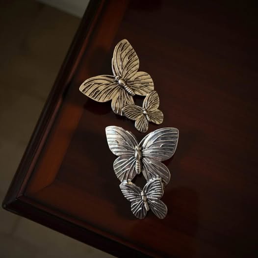 SILVER DOUBLE BUTTERFLY POST BACK EARRINGS