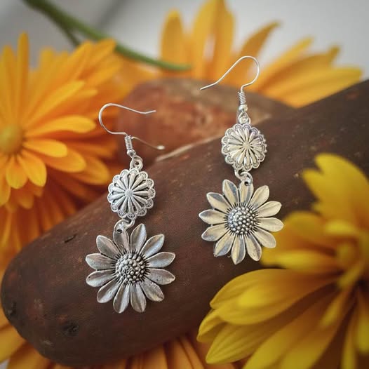 SUNFLOWER SILVER EARRINGS