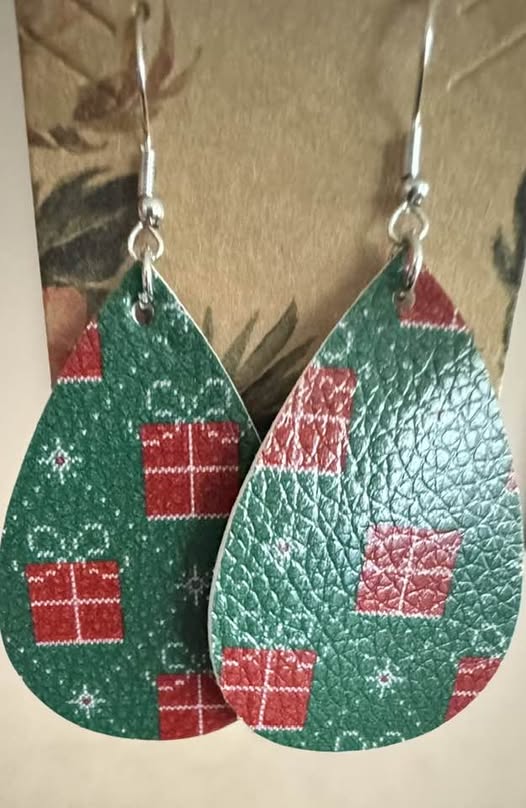 HOLIDAY RED/GREEN LEATHER EARRINGS