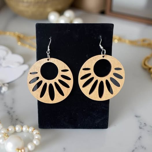 NATURAL WOOD EARRINGS