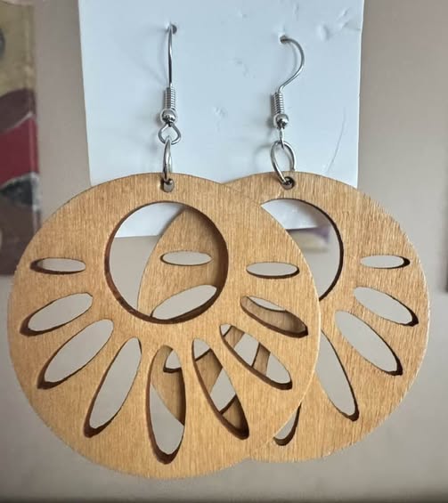 NATURAL WOOD EARRINGS