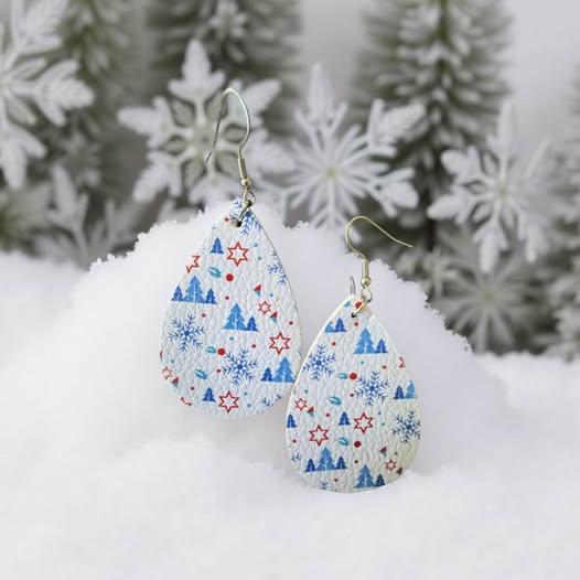 XMAS HOLIDAY LEATHER EARRINGS