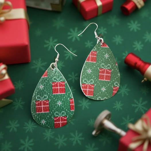 HOLIDAY RED/GREEN LEATHER EARRINGS