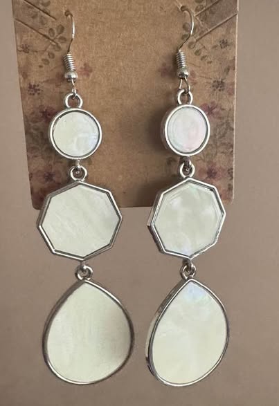 MOTHER OF PEARL EARRINGS