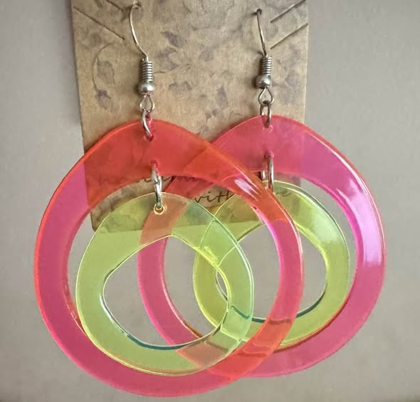80'S ACRYLIC VIBE EARRINGS
