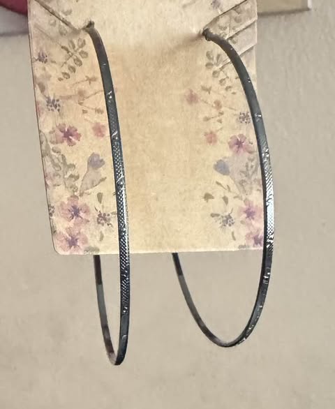 DARK SILVER SKINNY LARGE HOOPS