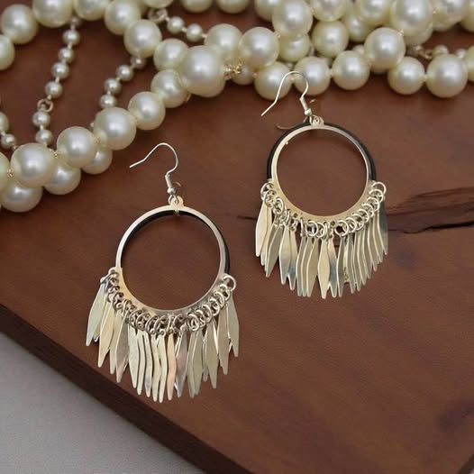 GOLD TASSEL EARRINGS