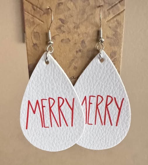 MERRY LEATHER EARRINGS