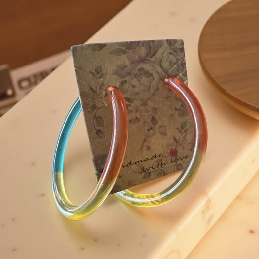 ACRYLIC MULTI COLOR HOOPS