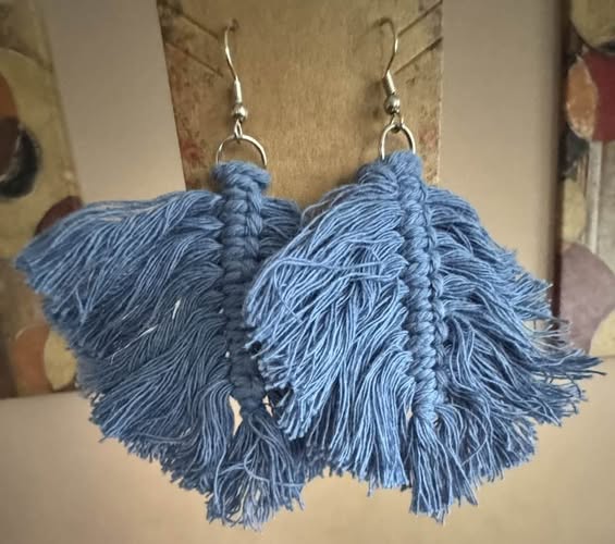MACRAME BLUE EARRINGS