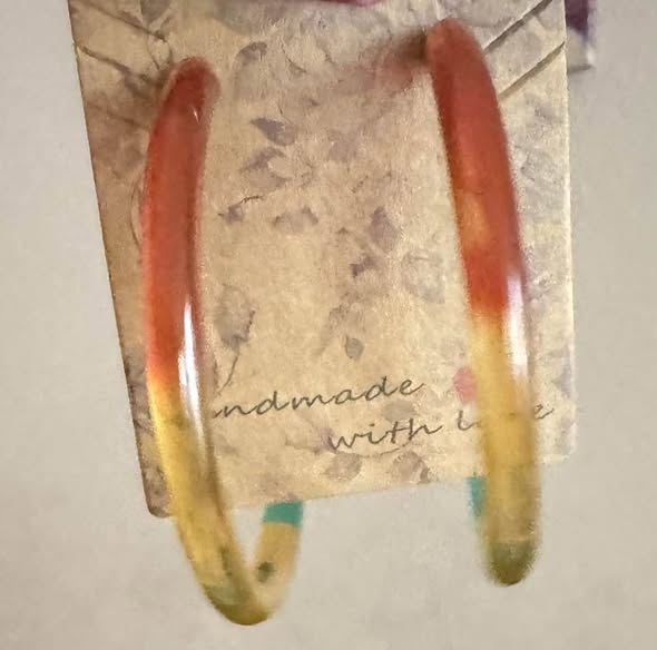 ACRYLIC MULTI COLOR HOOPS