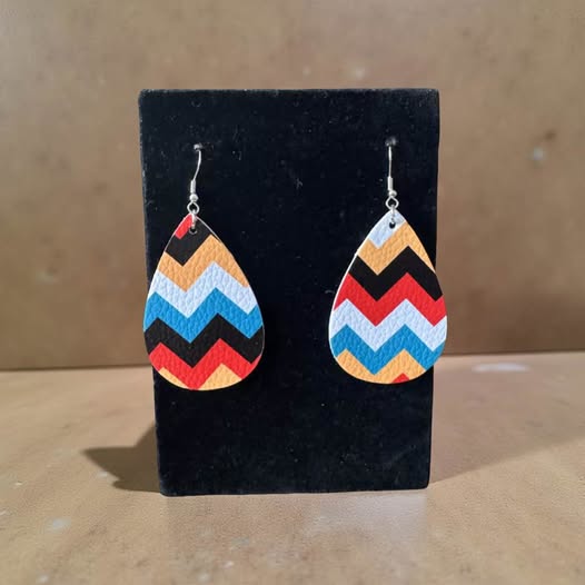 MULTI BOLD COLORED LEATHER EARRINGS