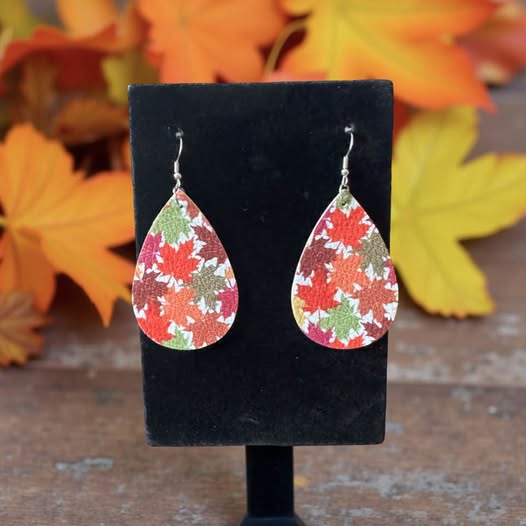 LEATHER FALL LEAVES EARRINGS