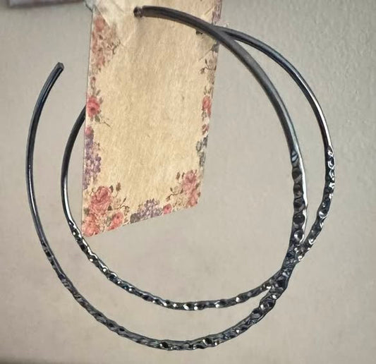 DARK SILVER HAMMERED LARGE HOOPS