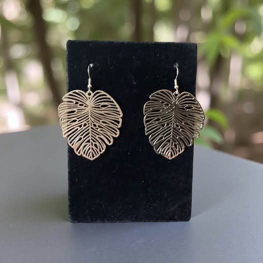 GOLD LEAF EARRINGS