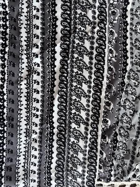 BLACK/WHITE WIDE LEG PANTS SIZE S