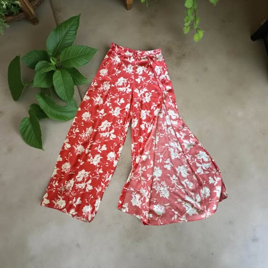 ORANGE FLORAL WIDE LEG PANTS SIZE S