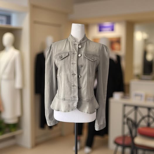 JEAN RUFFLE JACKET SIZE 4