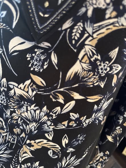 BLACK FLORAL DRESS SIZE XS