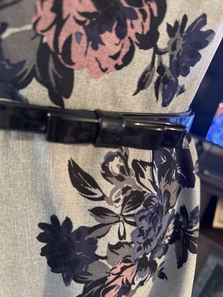 ELLE FLORAL DRESS SIZE 6