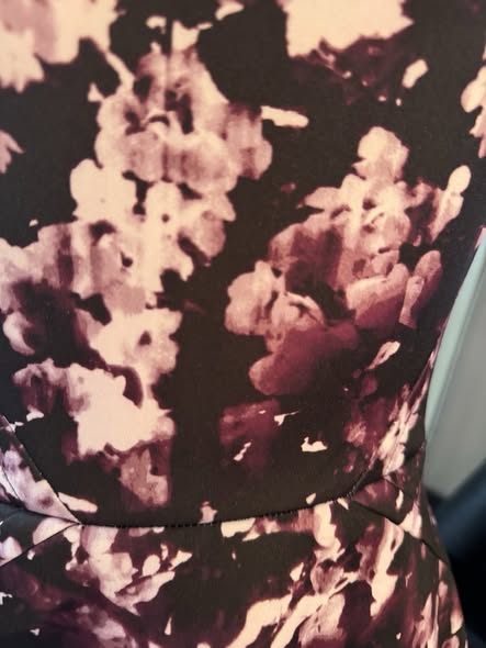 JENNIFER LOPEZ FLORAL DRESS SIZE 4