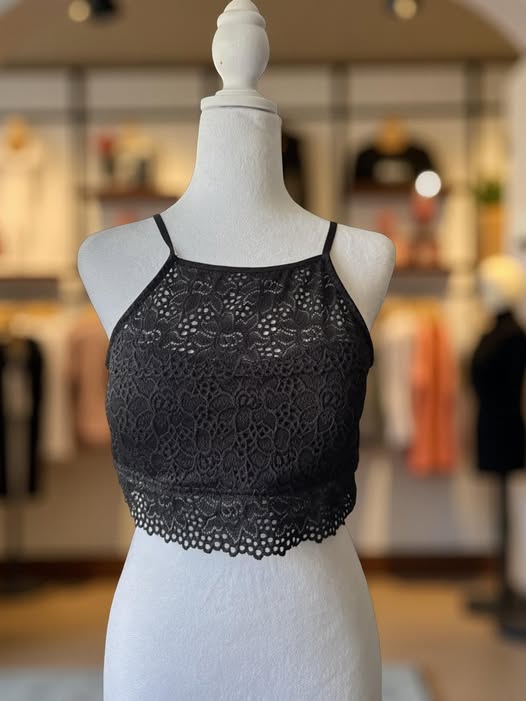 BLACK LACE CAMISOLE SIZE L