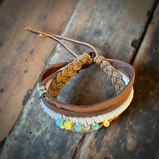 LEATHER PULLCORD BRACELET - Beauty&Beyond