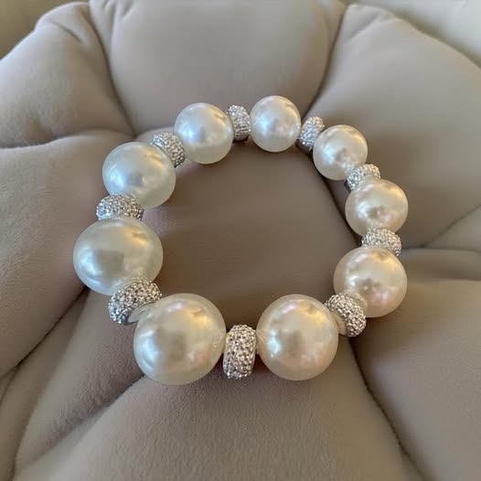 LARGE PEARL STRETCHY BRACELET