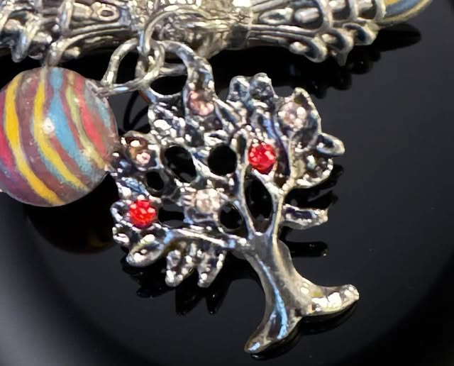 MULTI COLOR STONE TREE OF LIFE BRACELET - Beauty&Beyond