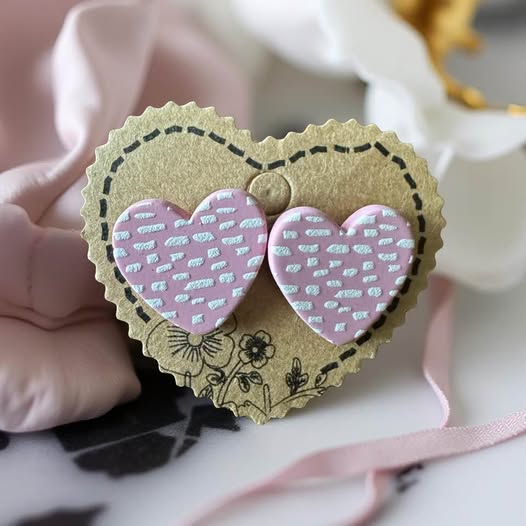 COTTON CANDY HEART STUDS