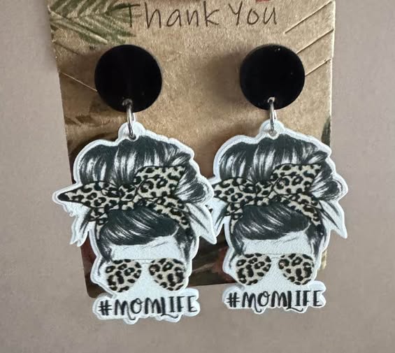 ACRYLIC MOM LIFE EARRINGS
