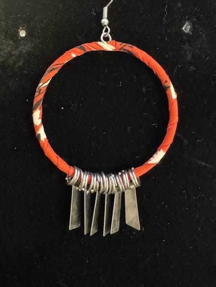 WRAPPED/SILVER TASSEL EARRINGS