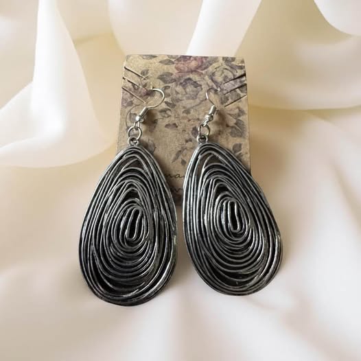 COILED DARK METAL EARRINGS