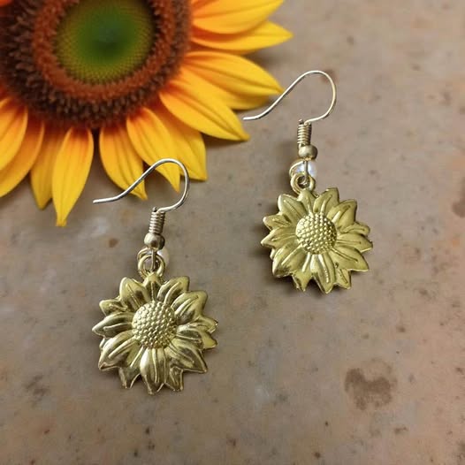 MINI GOLD SUNFLOWER EARRINGS