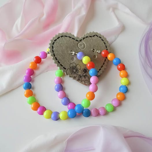 FUN MULTI COLOR HOOPS