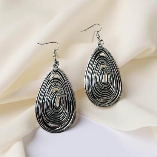 COILED DARK METAL EARRINGS