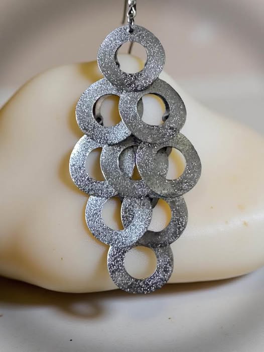 DARK SILVER DANGLING EARRINGS