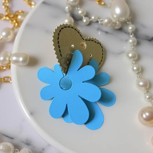 FLOWER HOOPS