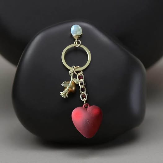 RED PUFFY HEART KEY CHAIN