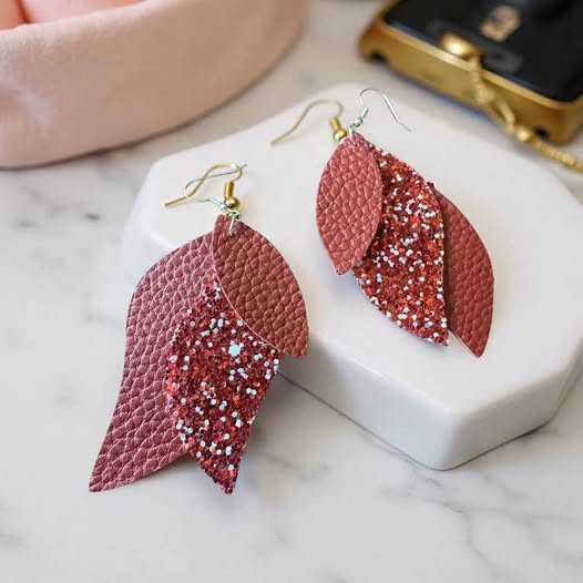 RED LEATHER LEAF EARRINGS - Beauty&Beyond
