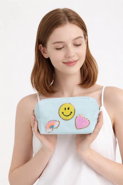 Smiley Patches Make Up Bag - Beauty&Beyond