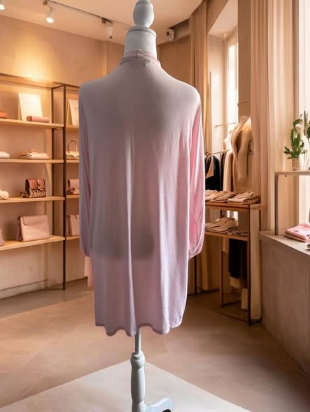 PRETTY IN PINK CARDIGAN SWEATER SIZE M - Beauty&Beyond