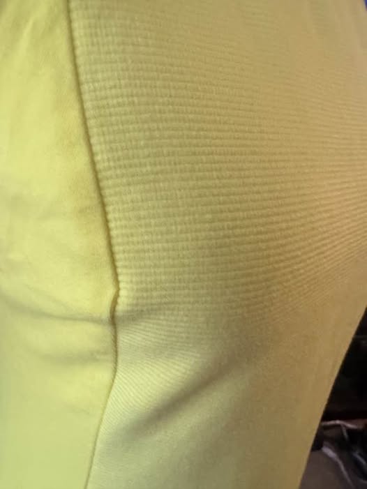 BRIGHT YELLOW PENCIL DRESS SIZE S/P - Beauty&Beyond