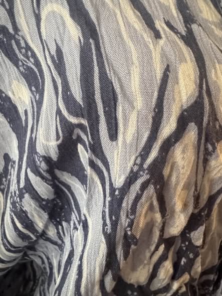JAPNA BLUE/WHITE BLOUSE SIZE S - Beauty&Beyond