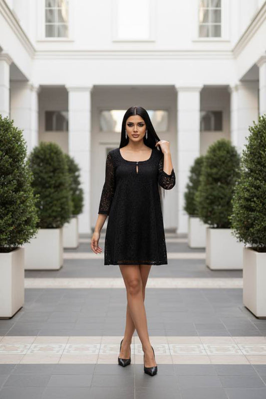 BLACK LACE DRESS SIZE 6 - Beauty&Beyond