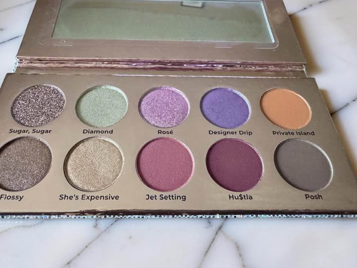 BOUJEE EYESHADOW PALETTE - Beauty&Beyond