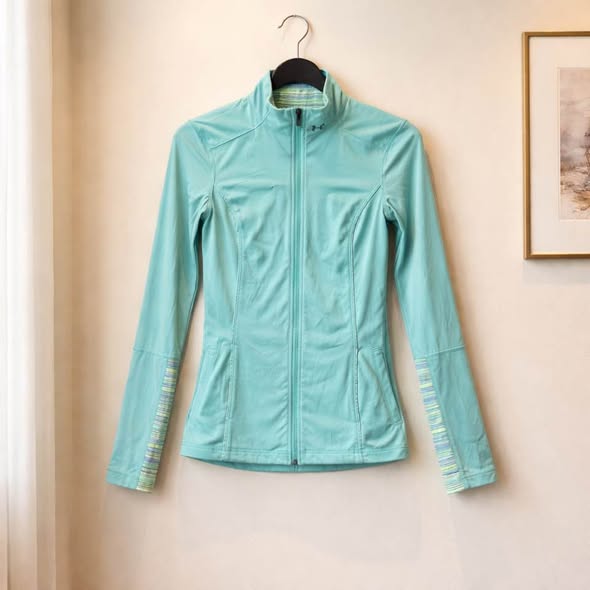 Mint Green Zip-Up Athletic Jacket (Size Small) - Beauty&Beyond