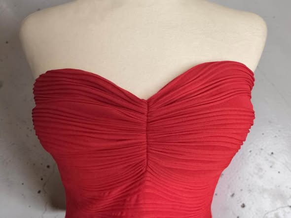 Red Strapless Bodycon Mini Dress – Size M (NWT) - Beauty&Beyond